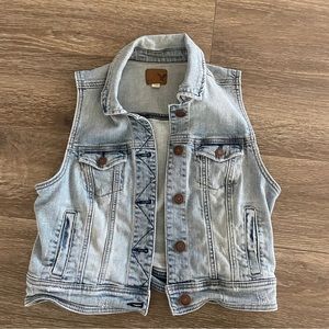 American Eagle Outfitters AE  AEO Denim Jean Jacket, Women’s, Size M